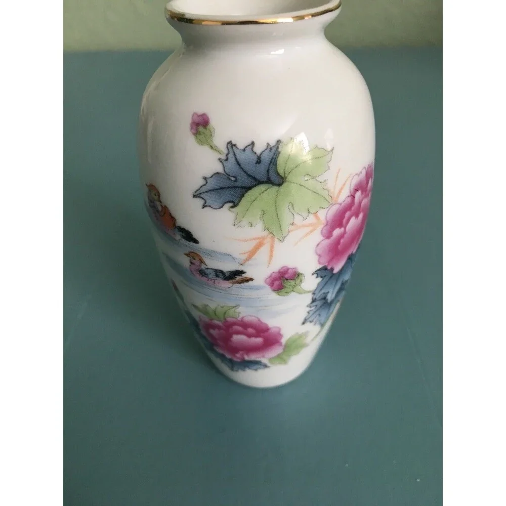 2-Vintage Made in China Pink Green Flowers Ceramic Pottery Vases 3 3/4